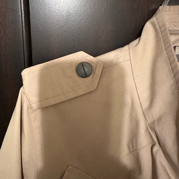 Burberry Trench Car Coat - Picture 4 of 7